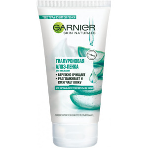 Очищаюча гіалуронова алое-пінка для вмивання Garnier Skin Naturals для нормальної і чутливої шкіри обличчя